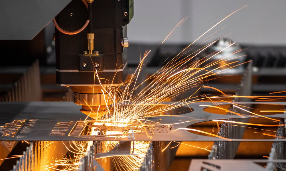 4 Differences Between CO2 and Fiber Laser Cutting Technology